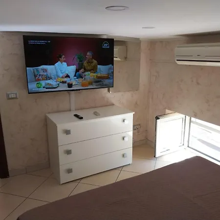 Fuorigrotta House Apartment