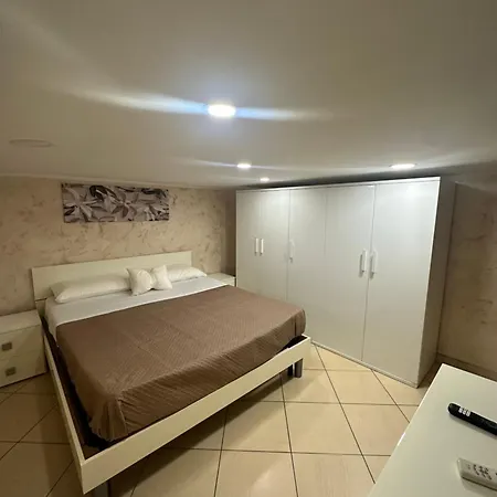 Fuorigrotta House Apartment